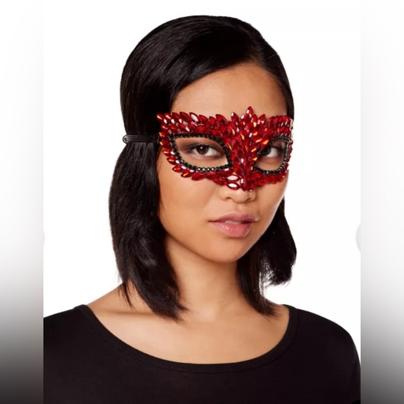 Red Rhinestone Eye Half Mask - Picture 1 of 3